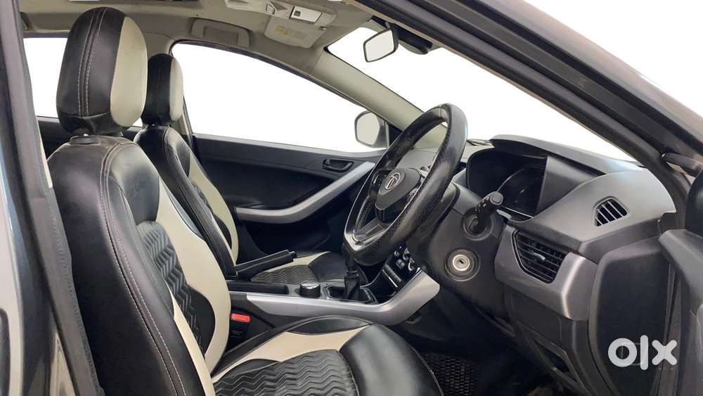 Tata Nexon 1.2 Revotron Xm (s), 2022, Petrol