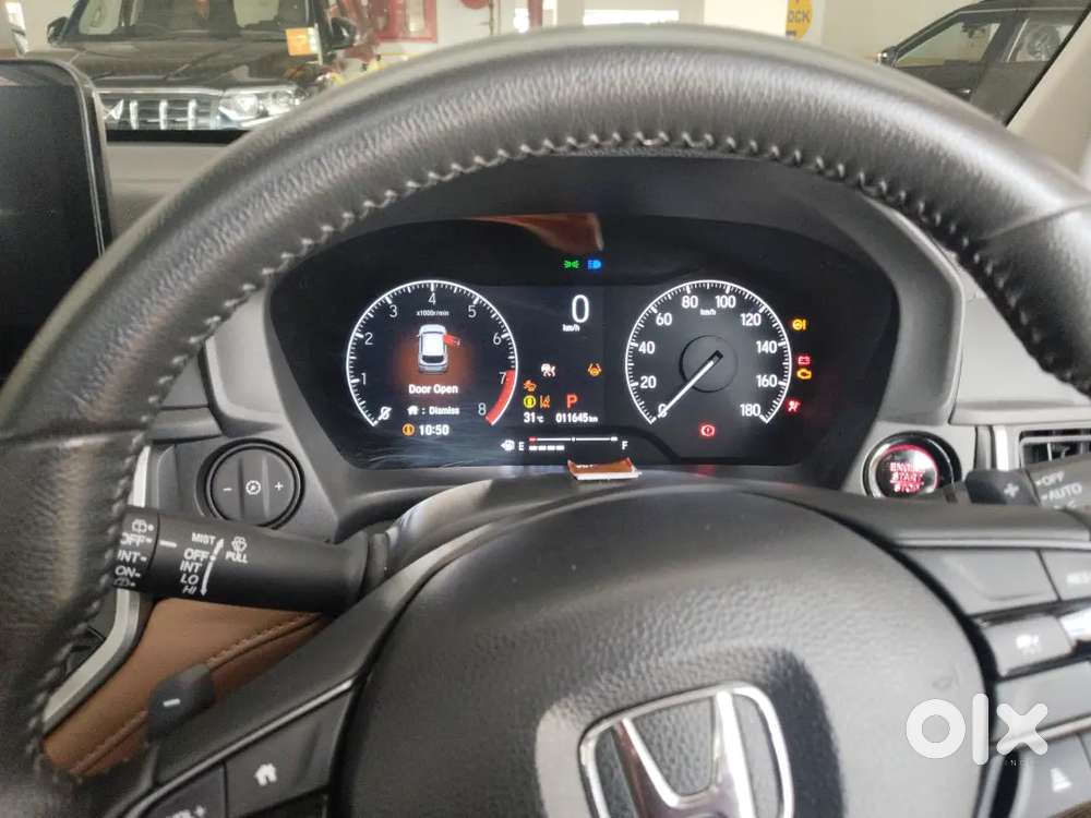 Honda Elevate 2024 Petrol Well Maintained