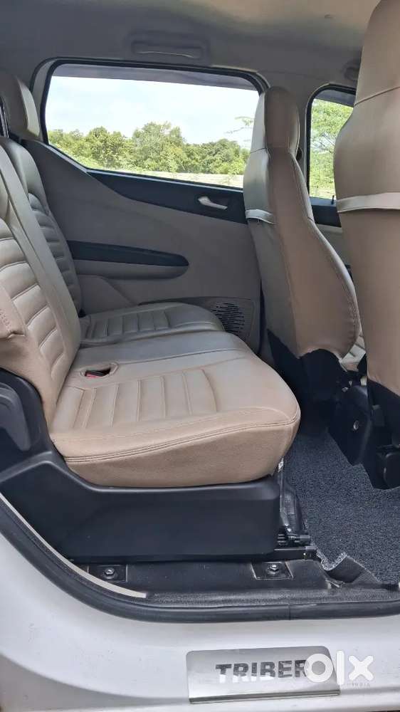 Renault Triber Second Owner 45 Km Running Wellmain Show Room Condition