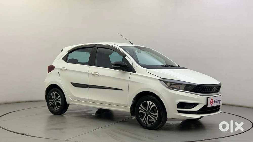 Tata Tiago 1.2 Revotron Xt Option, 2023, Petrol