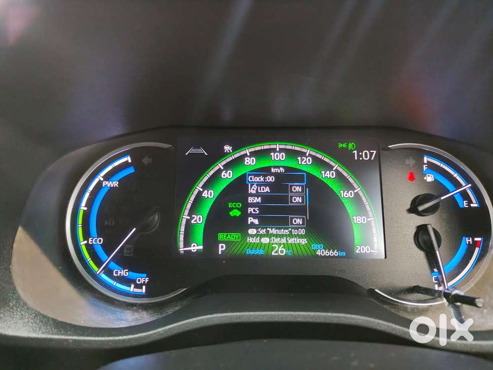 Toyota Innova Hycross 2.0 Zx Hybrid 7 Str, 2023, Petrol