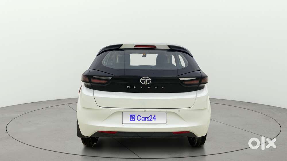Tata Altroz 1.2 Xe, 2021, Petrol