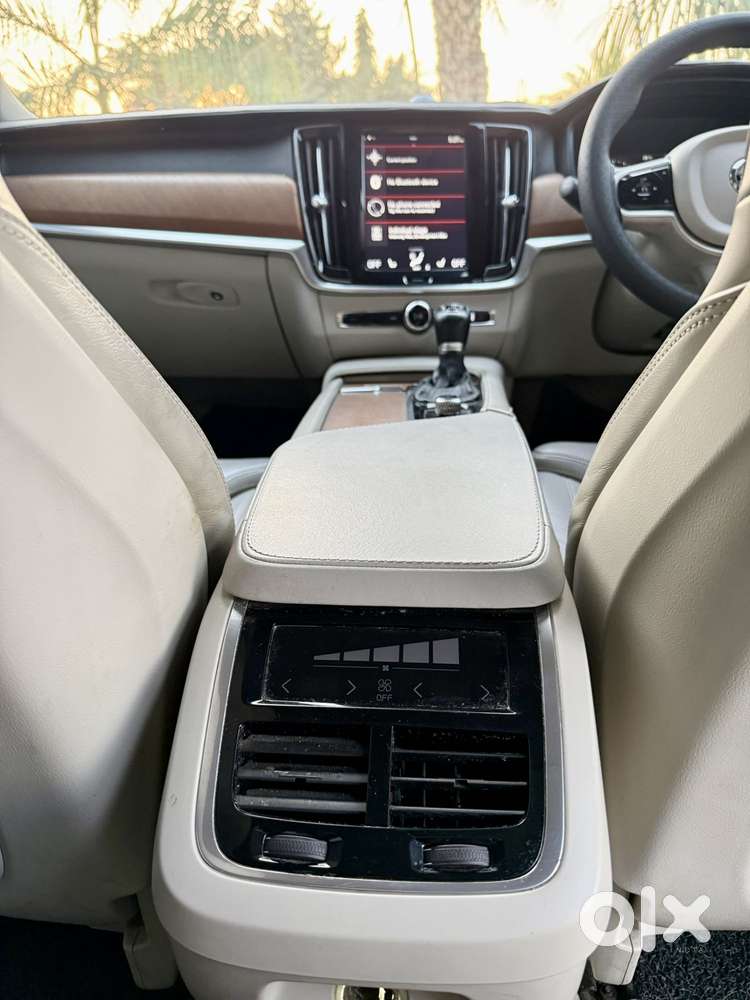 Volvo S90 D4 Momentum, 2017, Diesel