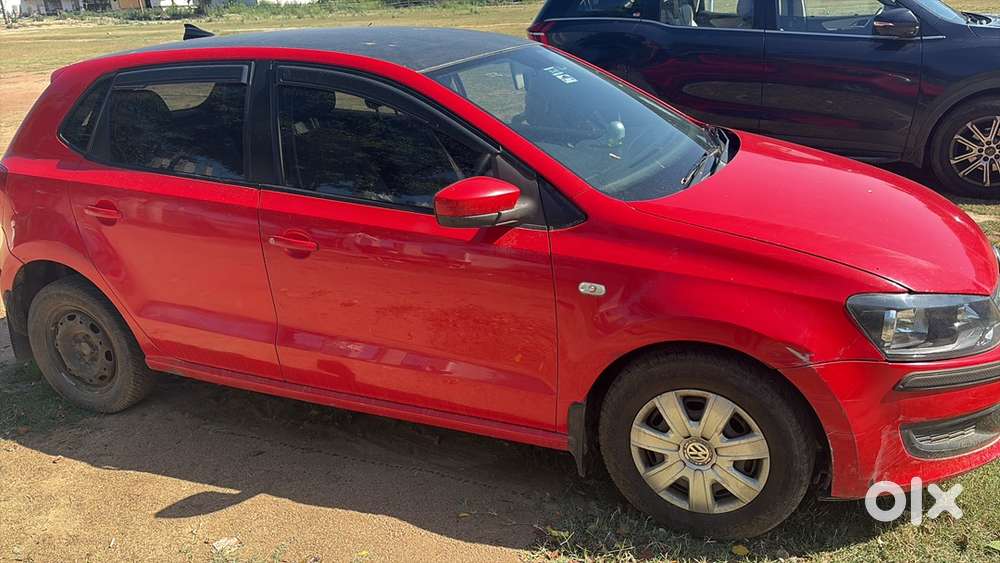Volkswagen Polo Petrol Manual 2011