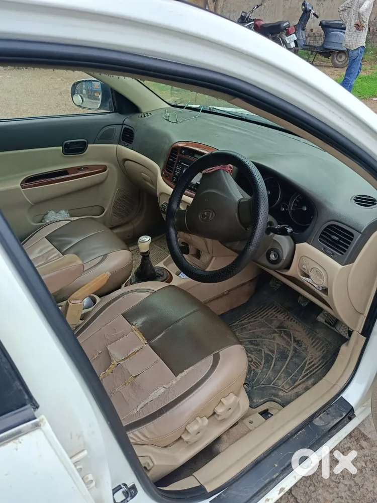 Hyundai Verna 2010