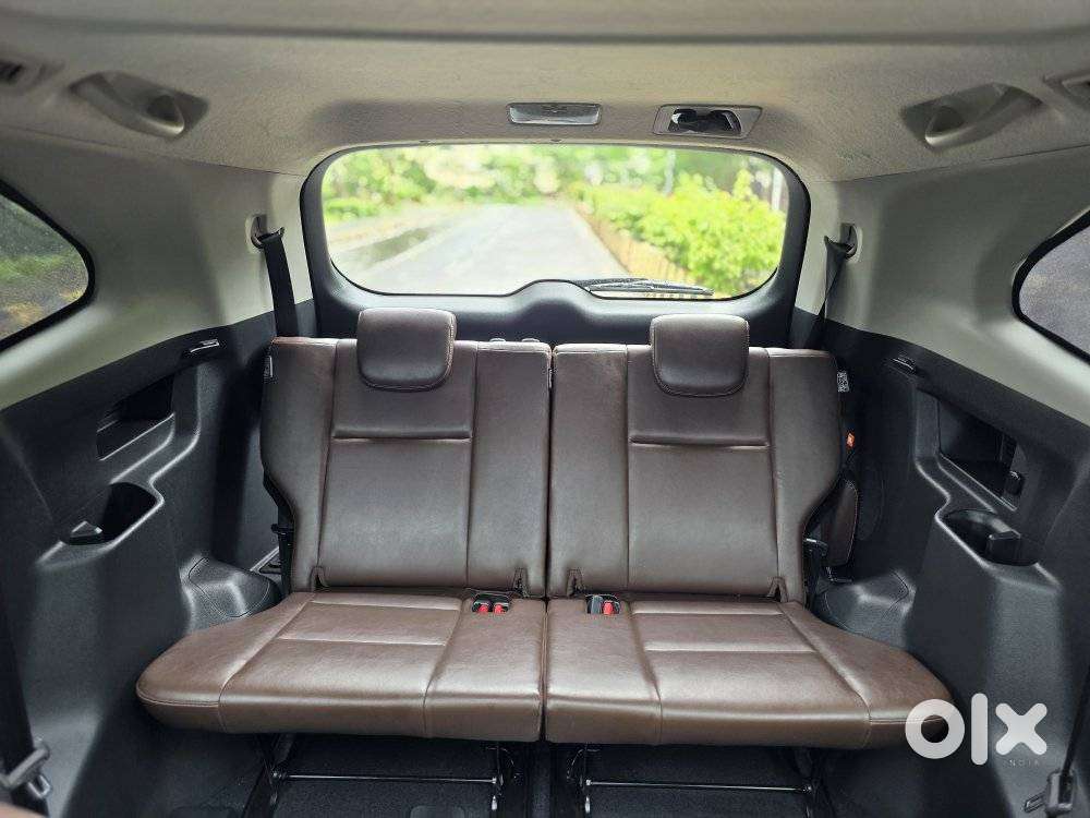 Toyota Innova Hycross 2.0 Zx (o) Hybrid 7 Str, 2023, Petrol