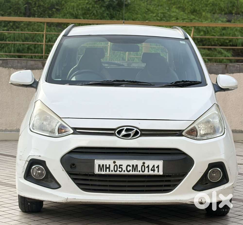 Hyundai Grand I10 Asta Option, 2015, Petrol