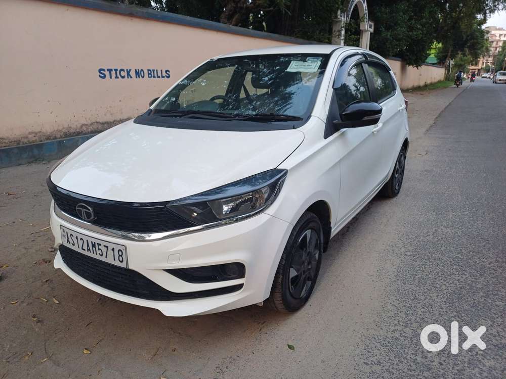 Tata Tiago 1.2 Revotron Xt (o), 2025, Petrol