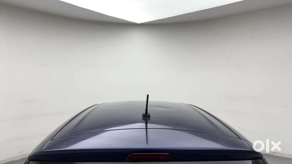 Maruti Suzuki Swift Vvt Vxi, 2022, Petrol