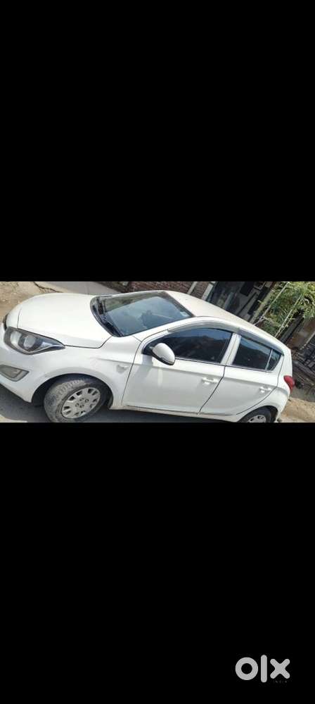 2013 Hyundai I20 Magna Car