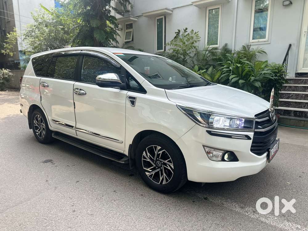 Toyota Innova Crysta [2020-ongoing] 2.4 Gx At 7 Str, 2020, Diesel