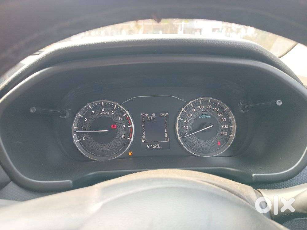 Maruti Suzuki Brezza 1.5 Lxi Smart Hybrid, 2023, Petrol
