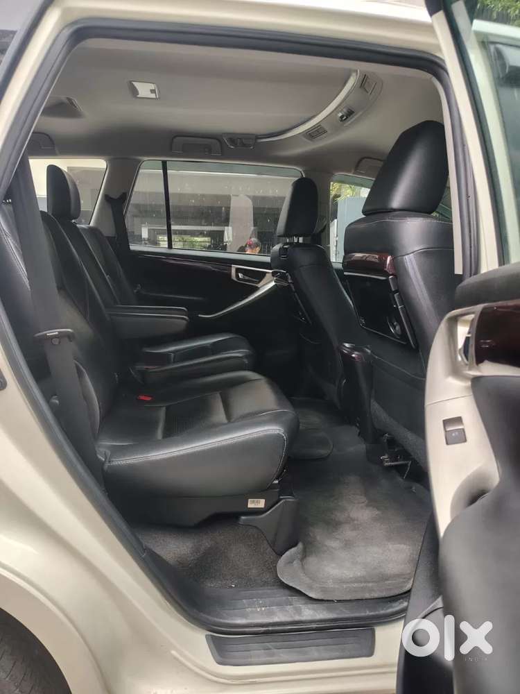 Toyota Innova Crysta [2020-ongoing] 2.4 Zx 7 Str, 2021, Diesel