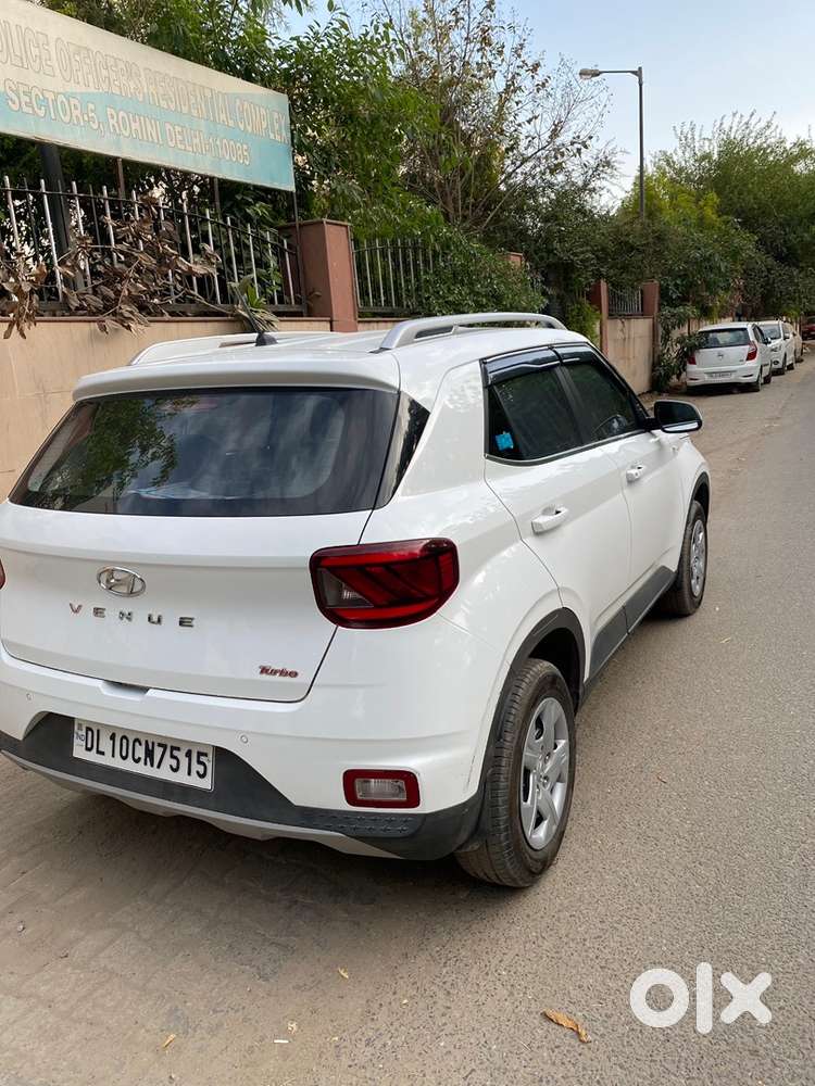 Hyundai Venue Turbo 2020