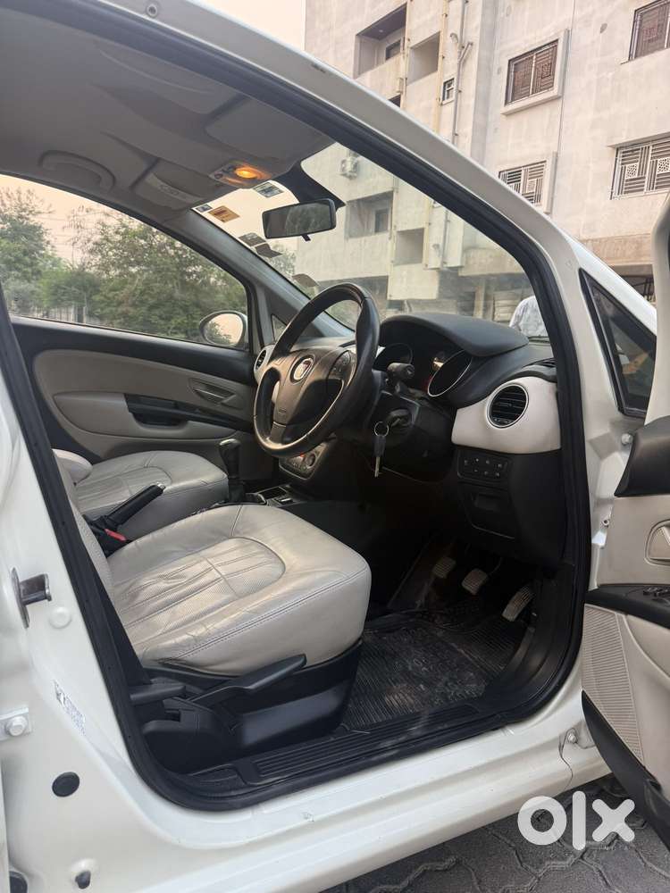 Fiat Linea Emotion 1.3 L Advanced Multijet Diesel, 2015, Diesel