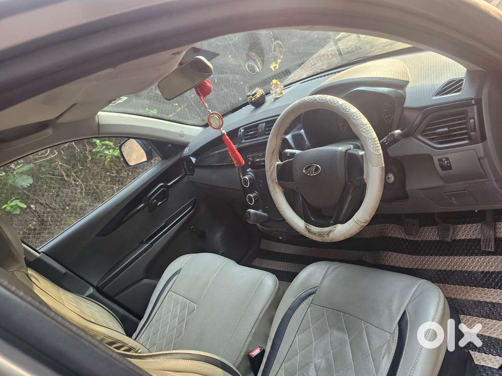 Mahindra Kuv 100 G80 K2, 2017, Petrol