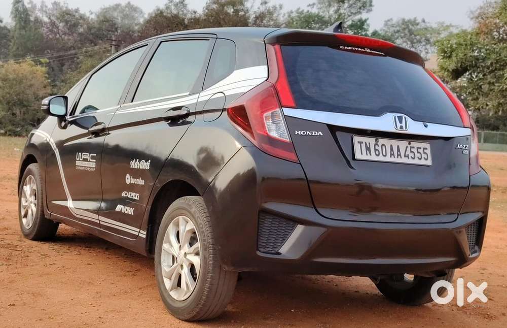 Honda Jazz 2016 Diesel Well Maintained