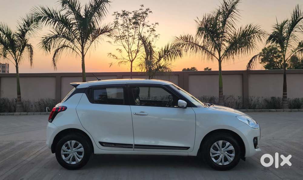 Maruti Suzuki Swift, 2022, Petrol