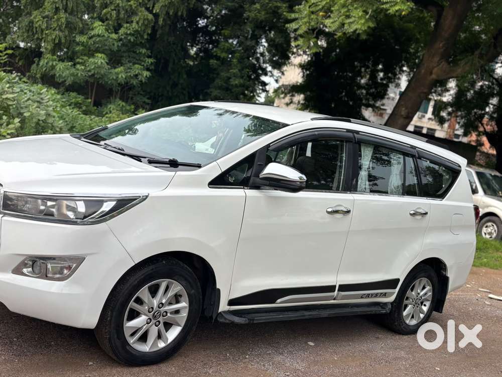 Toyota Innova Crysta 2.4 Gx Mt, 2018, Diesel