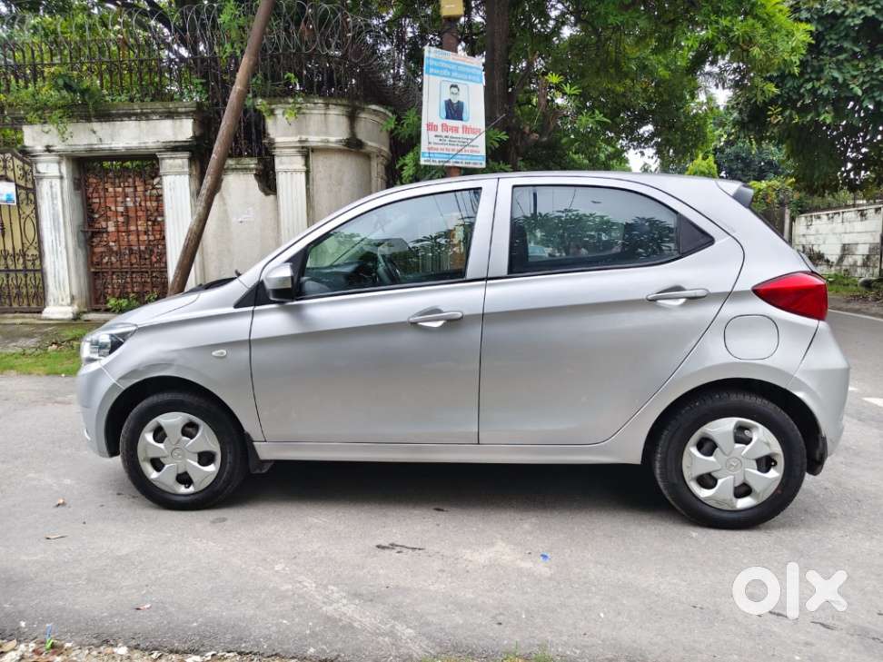 Tata Tiago 1.2 Revotron Xt, 2018, Petrol
