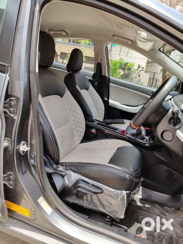 Tata Nexon Creative 1.2 Revotron Petrol 6 Mt Dt, 2024, Cng & Hybrids