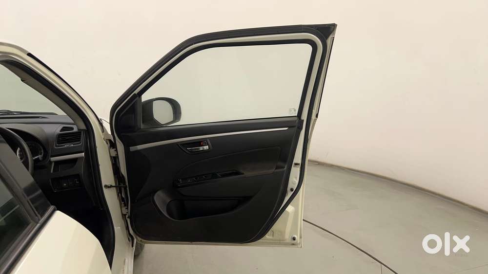 Maruti Suzuki Swift 1.3 Zxi, 2012, Petrol