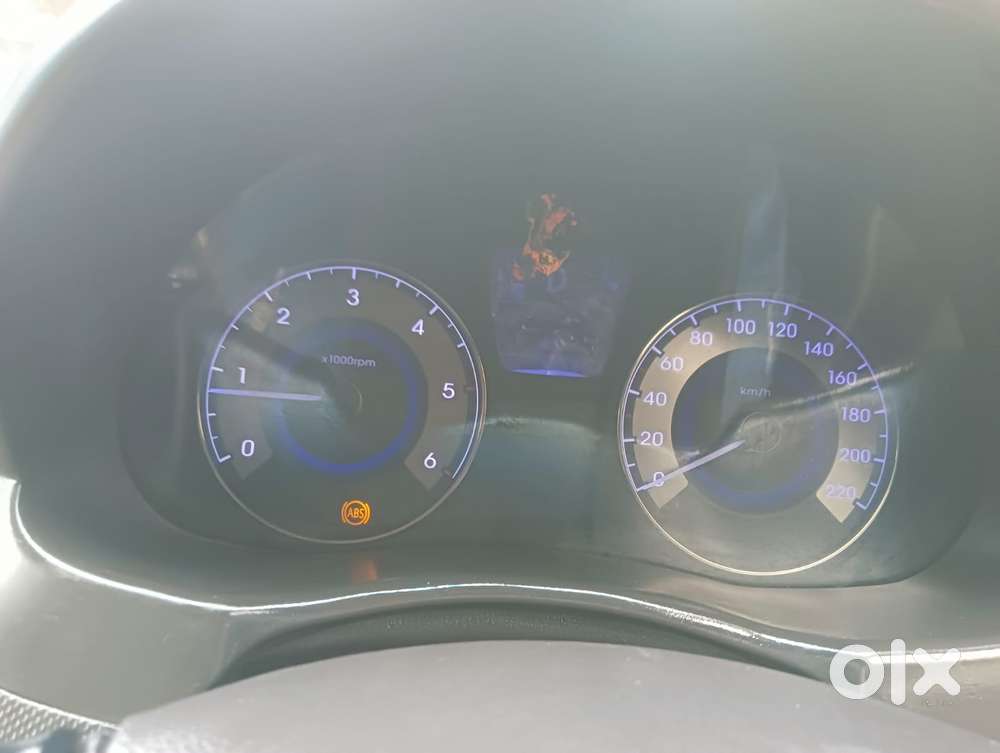 Hyundai Fluidic Verna 1.6 Crdi Sx Automatic, 2013, Diesel