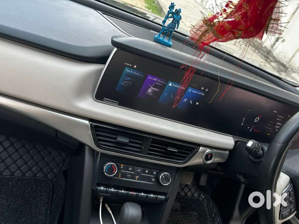 Mahindra Xuv700 Petrol 2024