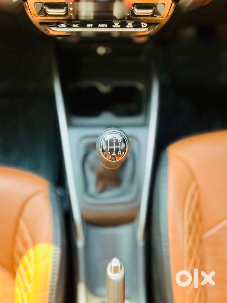 Toyota Urban Cruiser Taisor V 1.0 Petrol Mt, 2024, Petrol