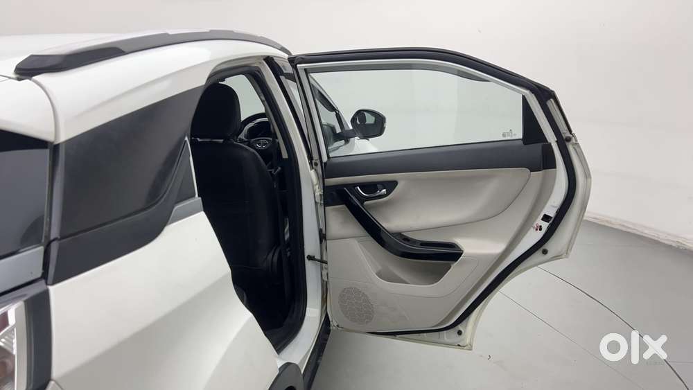 Tata Nexon 1.5 Revotorq Xza Plus S Amt, 2022, Petrol