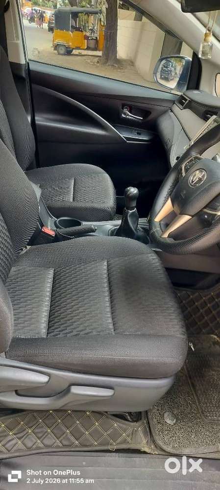 Toyota Innova Crysta 2.4 G Mt 7 Str, 2022, Diesel