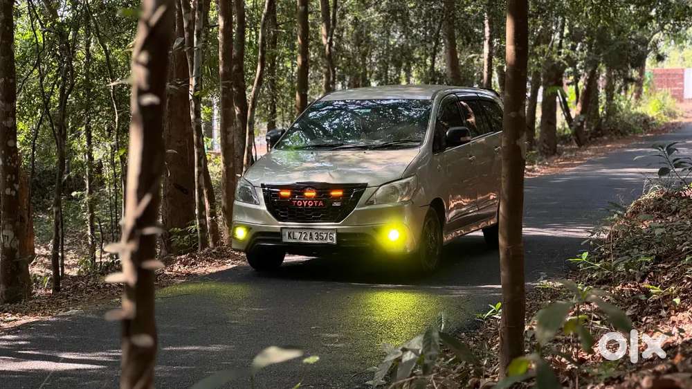 Toyota Innova 2008 Diesel 260000 Km Driven Fitness Upto 2028