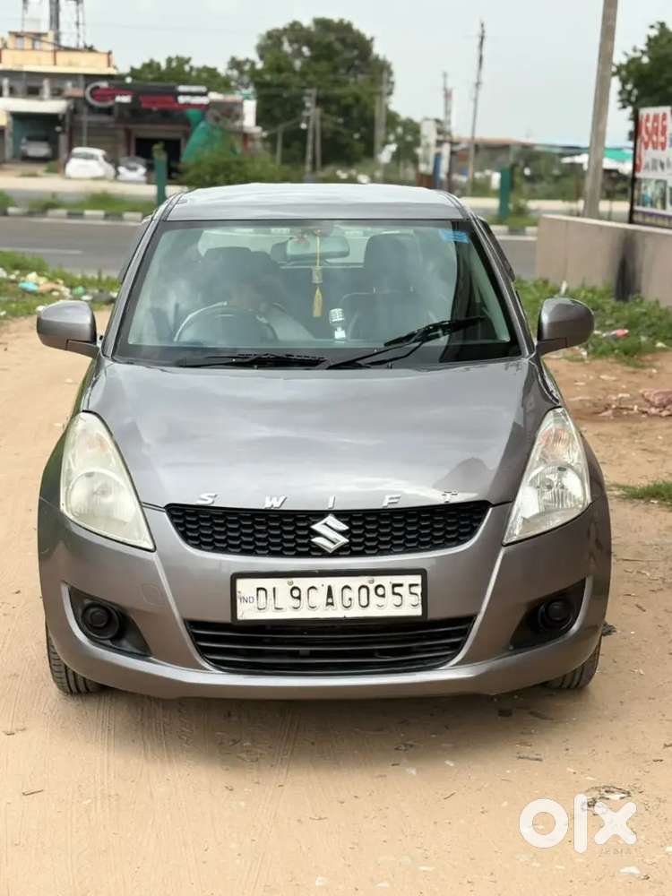 Maruti Suzuki Swift 2012 Petrol 90000 Km Driven