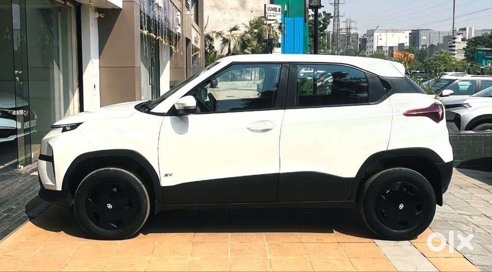 Tata Punch Ev Smart Plus, 2024, Electric