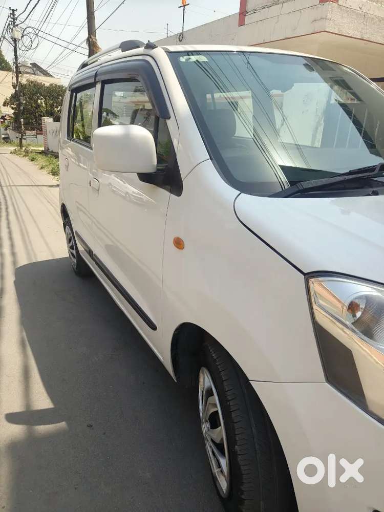 Maruti Suzuki Wagon R  Vxi Top Model 2014 Petrol 46000 Km Driven