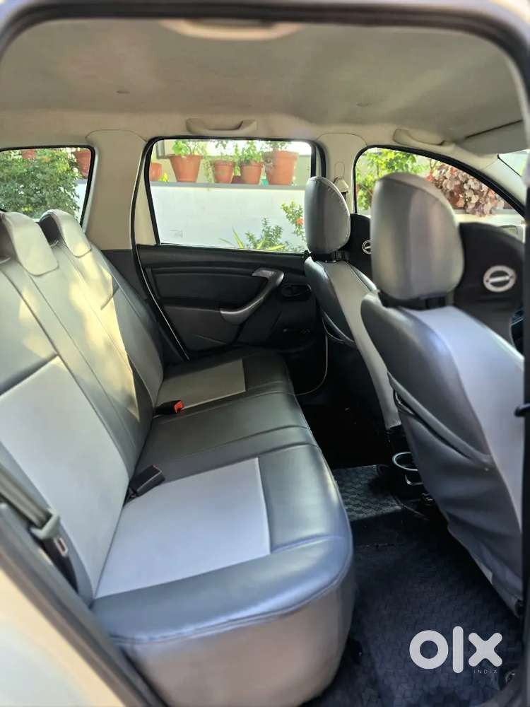 Renault Duster 85 Ps Diesel Company Service With Onyx Alloys