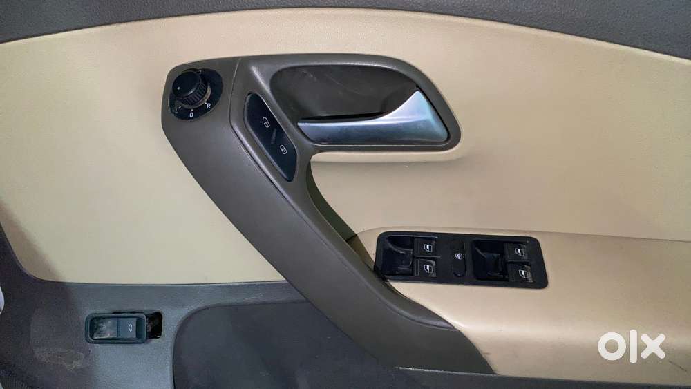 Volkswagen Vento 2010-2013 Petrol Highline At, 2016, Petrol