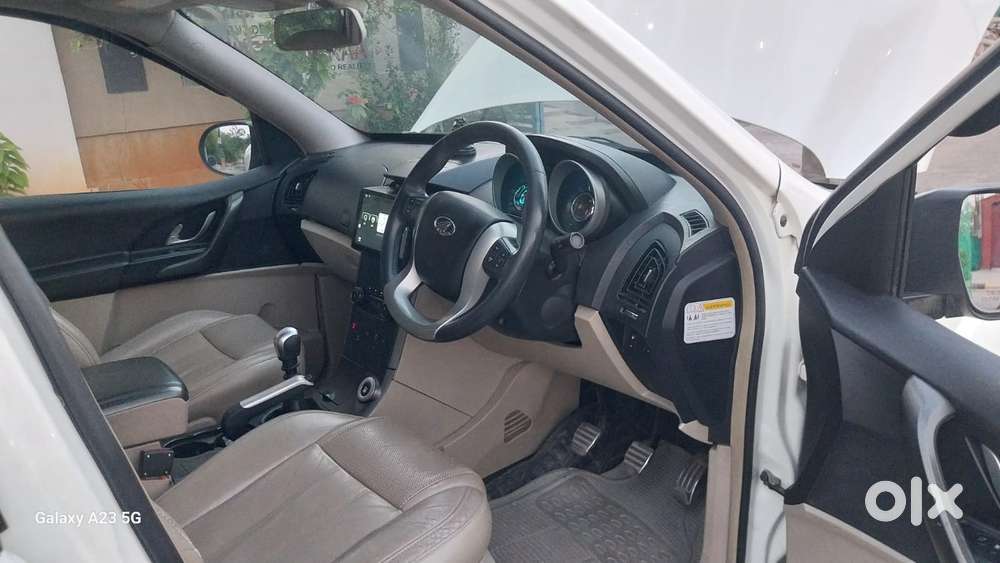 Mahindra Xuv500 2.2 W10 Sportz Edition Mt, 2017, Diesel