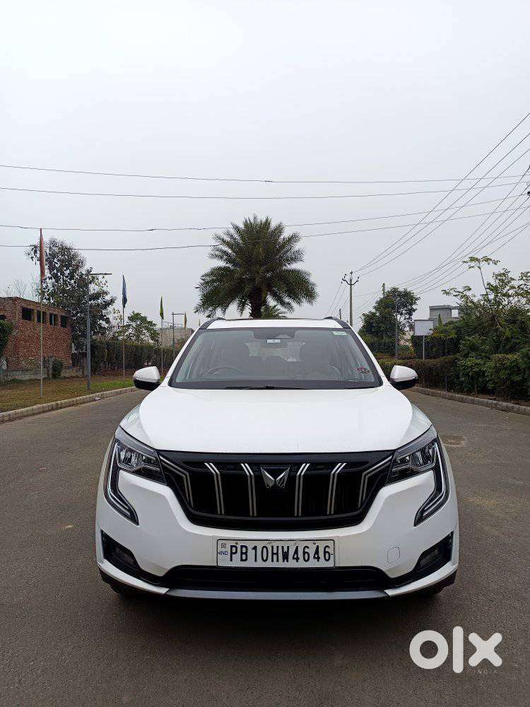 Mahindra Xuv700 2.2 Ax 7 Diesel At Str, 2022, Diesel