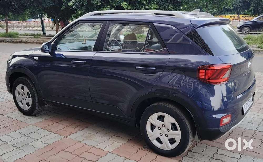 Hyundai Venue 2019 Cng & Hybrids 88600 Km Driven