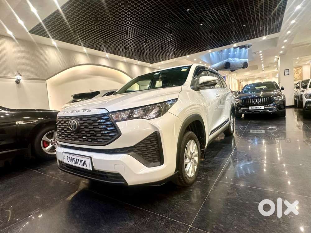 Toyota Innova Hycross 2.0 Gx 8 Str, 2023, Petrol