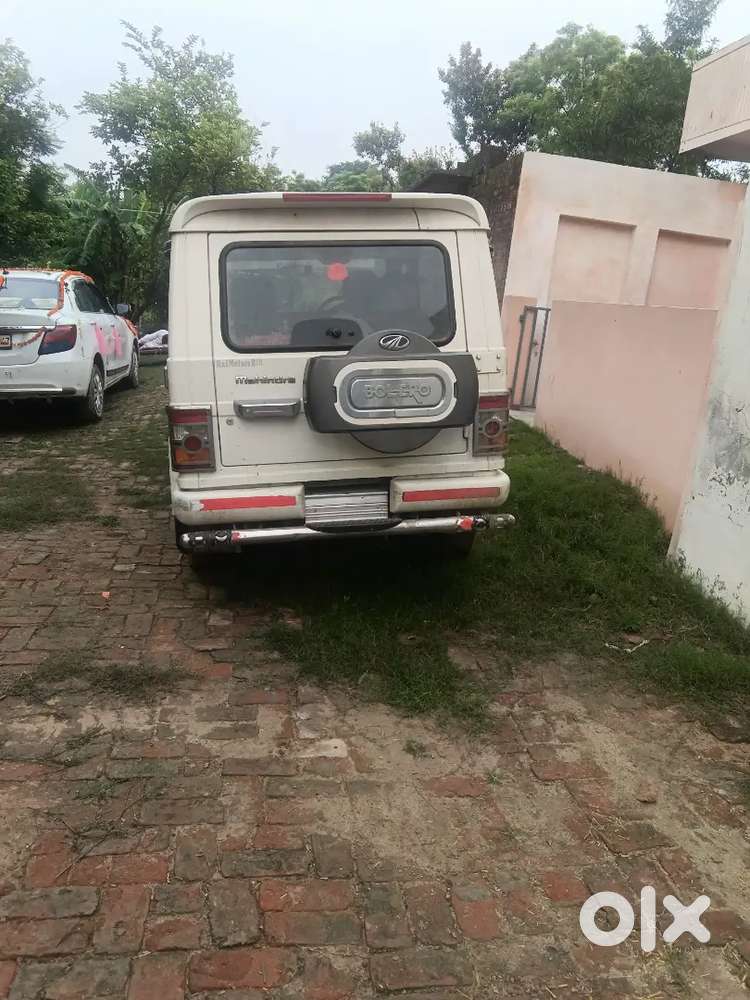बोलेरो 7 सीटर