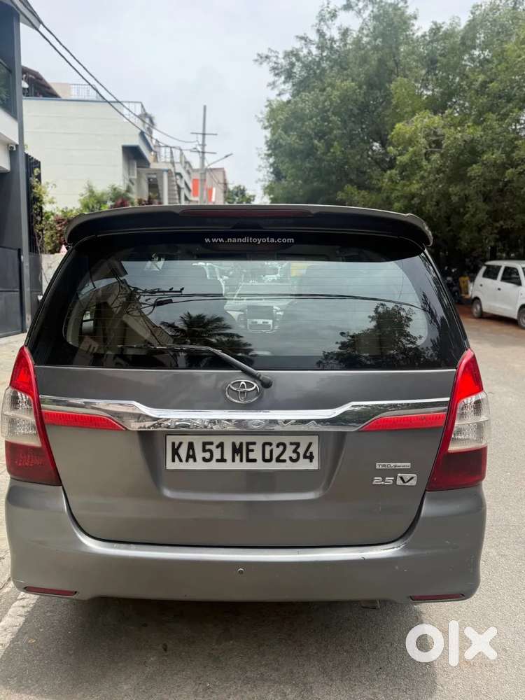 Toyota Innova 2.5 VX 7 Seater BS IV, 2012, Diesel