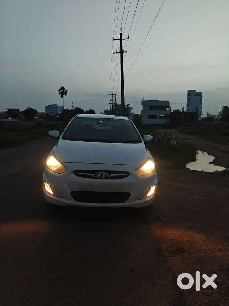 Hyundai Verna Diesel 2014 Manual