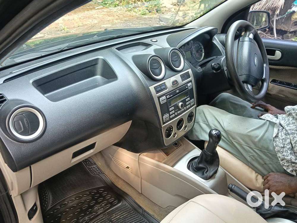 Ford Fiesta Classic 1.6 Lxi, 2009, Petrol