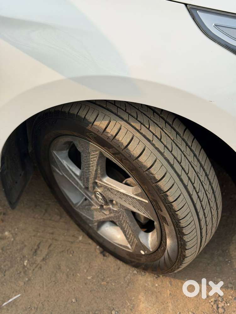 Hyundai Verna 1.5 Sx Ivt, 2020, Petrol