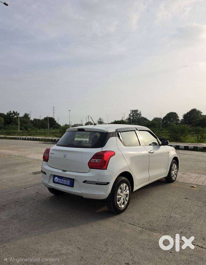 Maruti Suzuki Swift Vxi Optional, 2022, Petrol