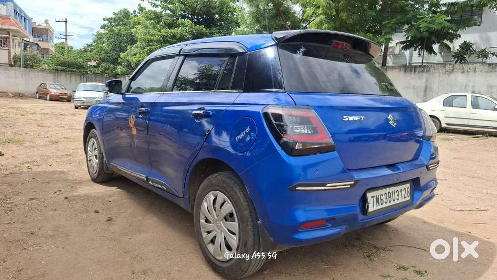 Maruti Suzuki New-gen Swift Vxi, 2025, Petrol