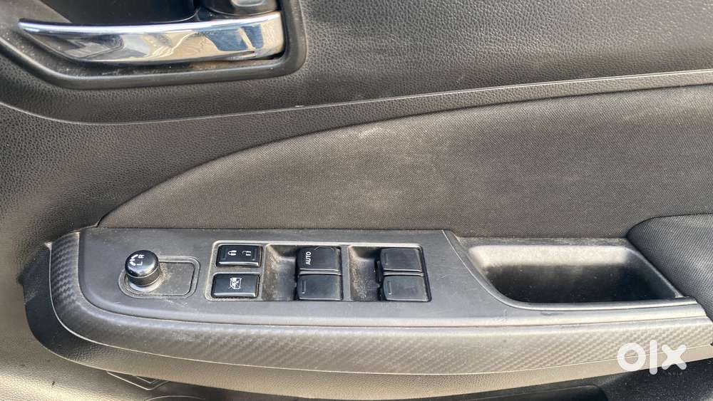 Maruti Suzuki Swift Amt Vxi, 2020, Petrol