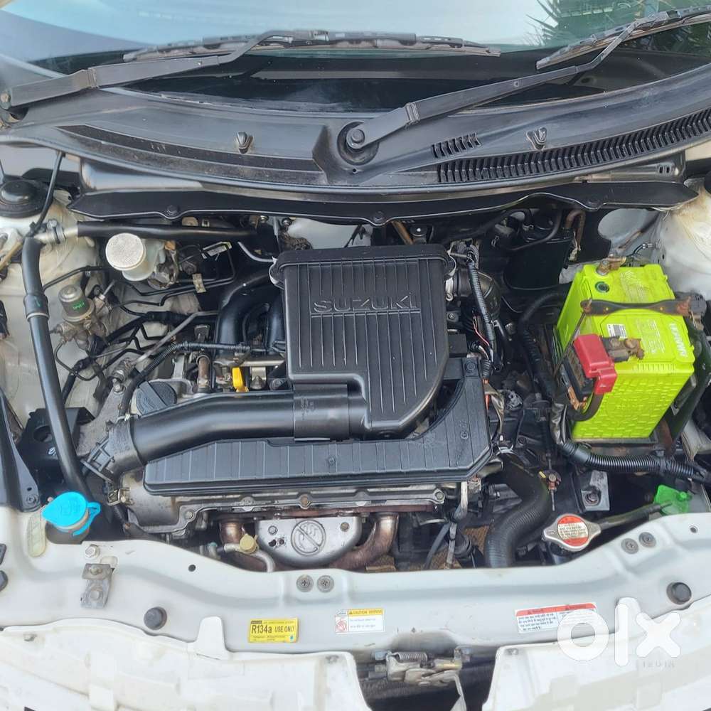 Maruti Suzuki Swift Dzire 1.2 Vxi Bsiv, 2014, Petrol